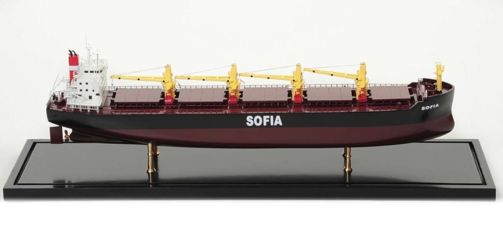 Tankers, Bulk Carriers And Container Models, Custom Ship Models, Ready ...