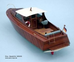 Diva Cabin Cruiser Ship Model Kit - Aeronaut (AN3093/00)
