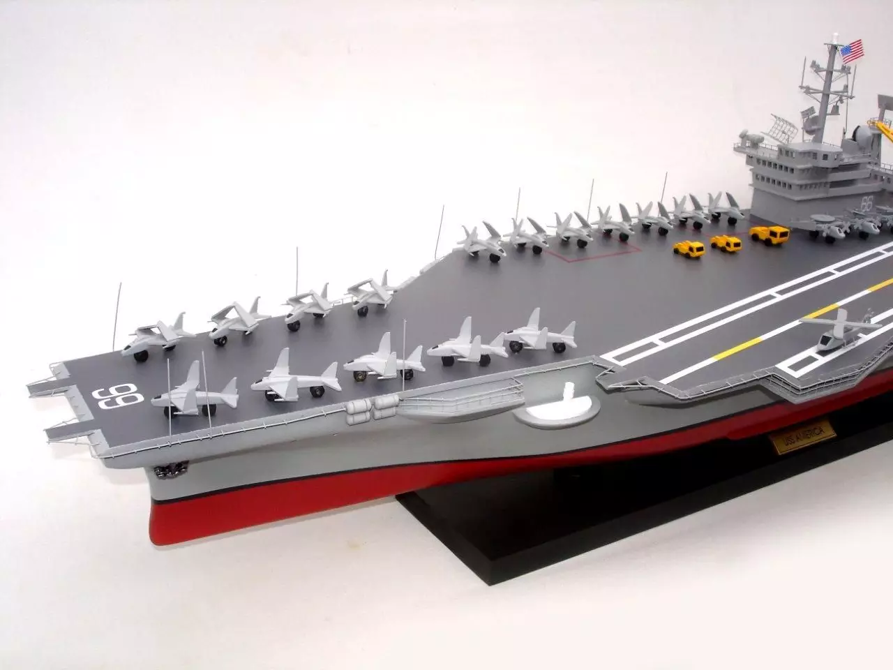 Aircraft Carrier USS America CV-66 Ship Model - GN