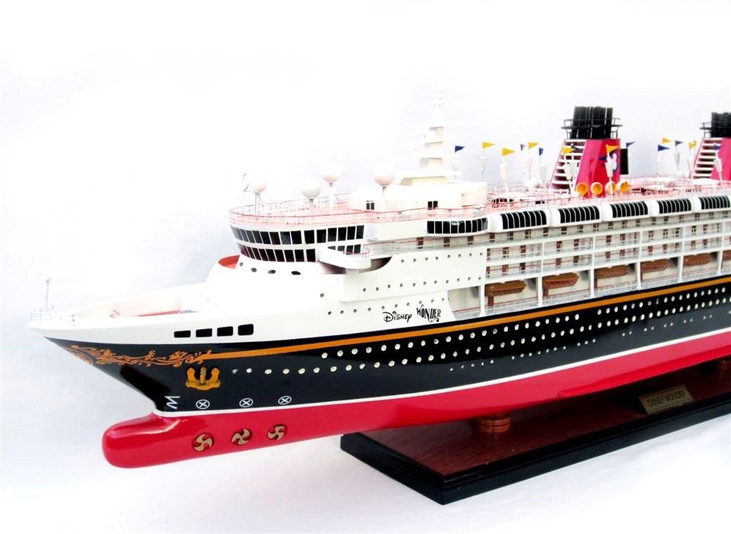 Disney Magic Model Ship - GN