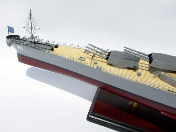 USS Iowa Model Boat - GN