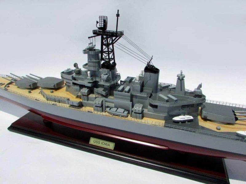 Uss Iowa - BB61 model boat