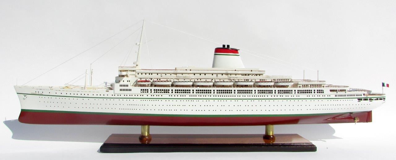 SS Leonardo Da Vinci White & Red Hull Ship Model - GN