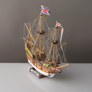 Mayflower Model Kit 1 to 140 Scale - Corel (SM103)