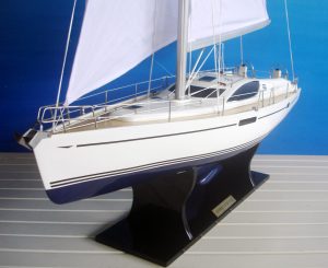 Jeanneau Sun Odyssey 45DS Ship Model - GN (YT0035P)
