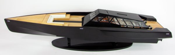 Wally Power 118 Wooden Model Ship - GN