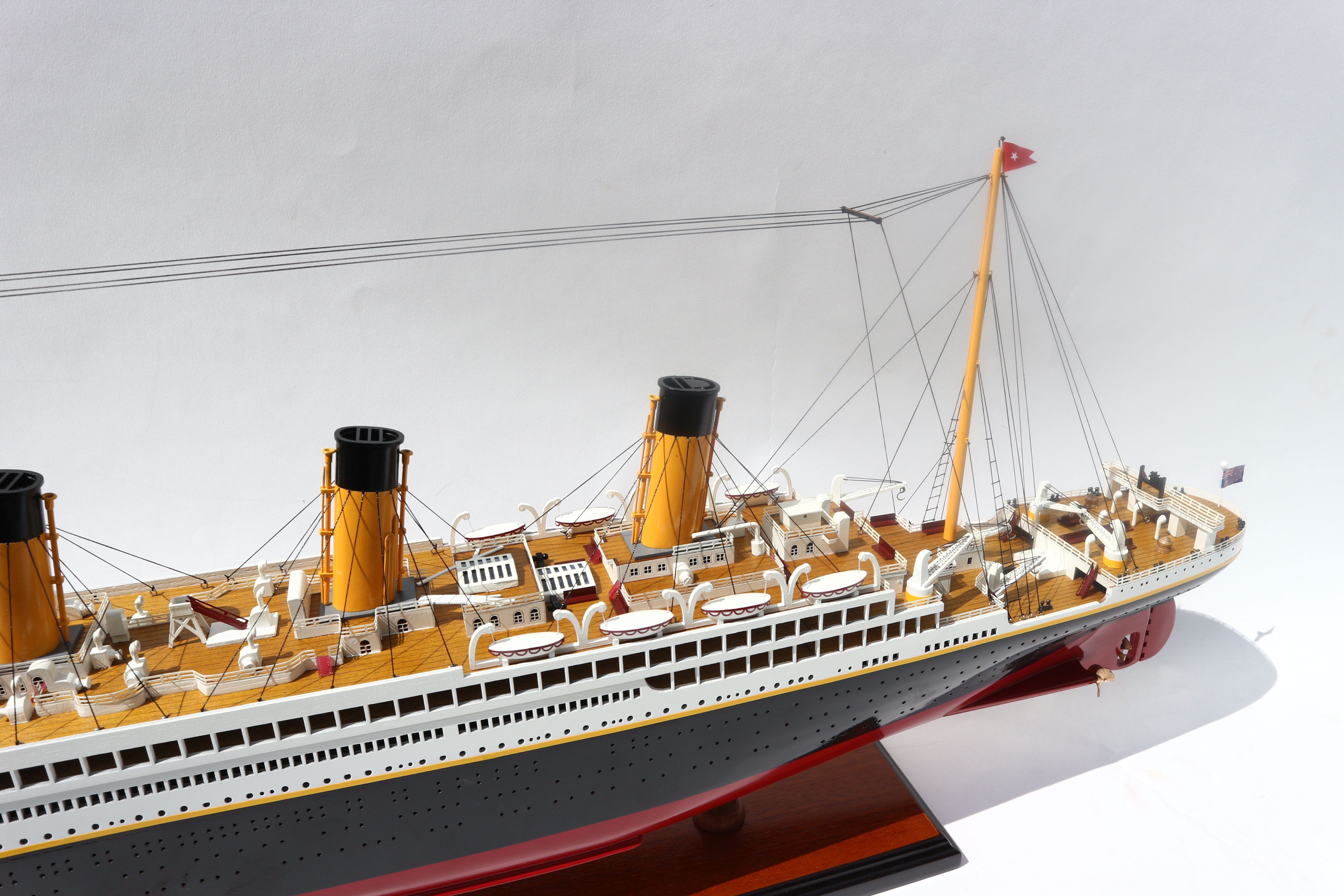 RMS Olympic Model Ship - GN (CS0049P) - UK Premier ship Models Rms Britannic Model