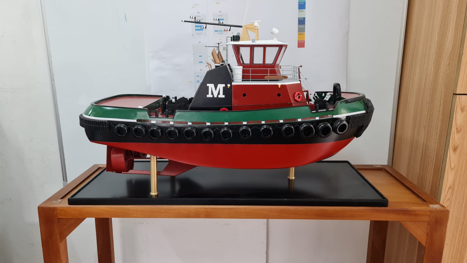 Portsmouth New Tugboat Model - PSM0035