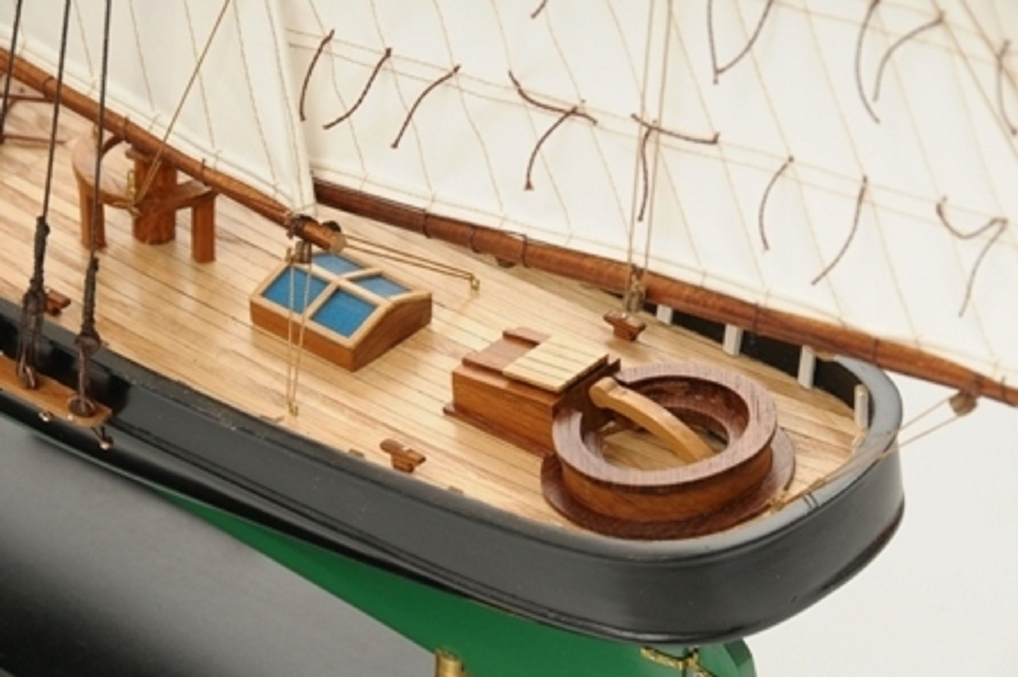 1419-7760-America-Model-Yacht-Superior-Range.jpg