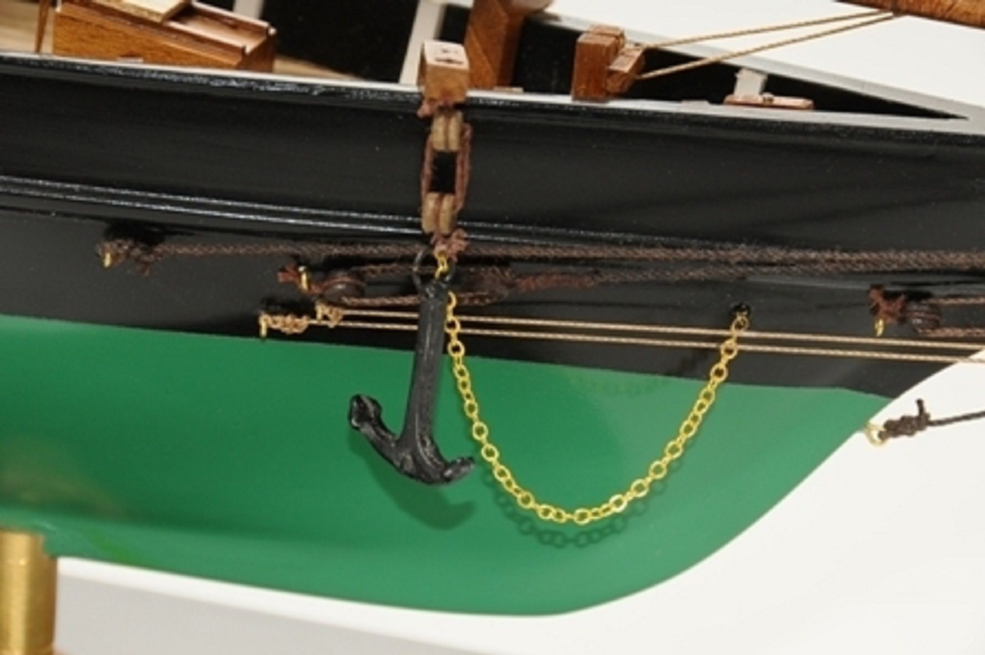 1419-7763-America-Model-Yacht-Superior-Range.jpg