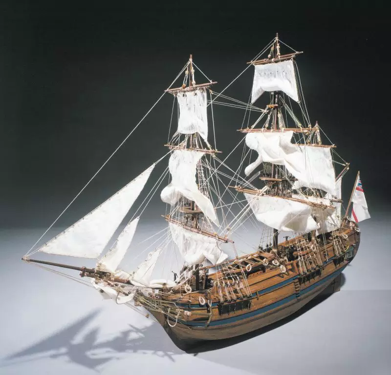 HMS Bounty Model Ship Kit - Sergal (785)