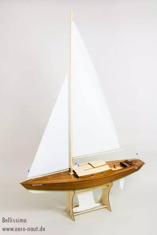 Bellissima Yacht Model Ship Kit - Aeronaut (AN3012/00)